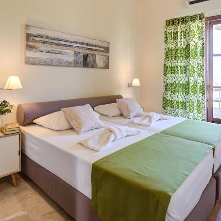 Hotel Chriselen Eleonas Exteriér fotografie
