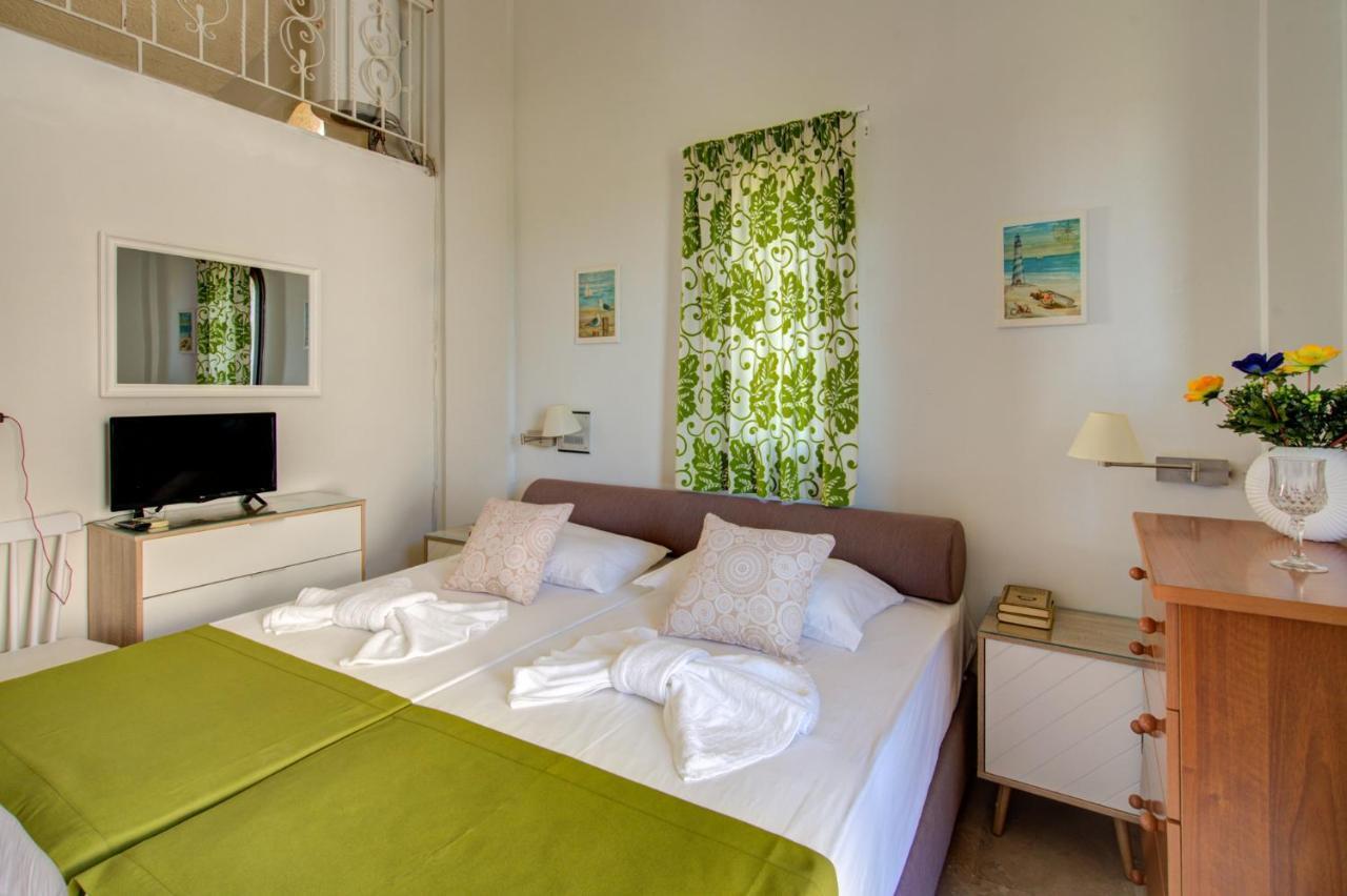 Hotel Chriselen Eleonas Exteriér fotografie